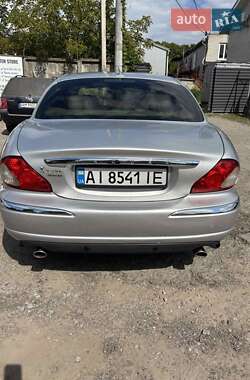 Седан Jaguar X-Type 2005 в 