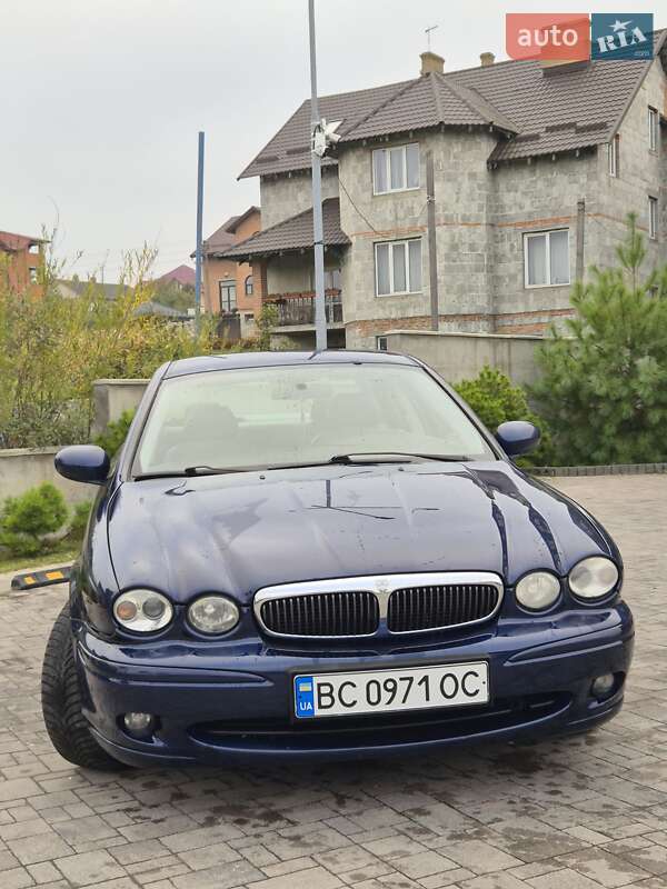 Седан Jaguar X-Type 2004 в Львове