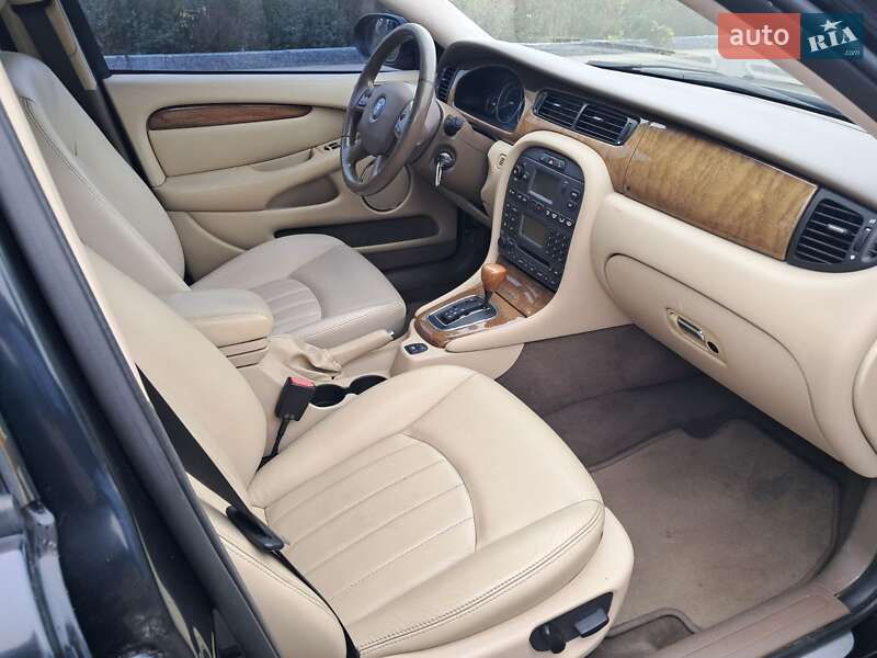Седан Jaguar X-Type 2007 в Києві