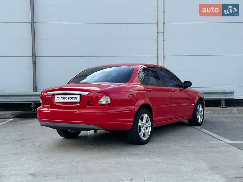 Седан Jaguar X-Type 2004 в Киеве