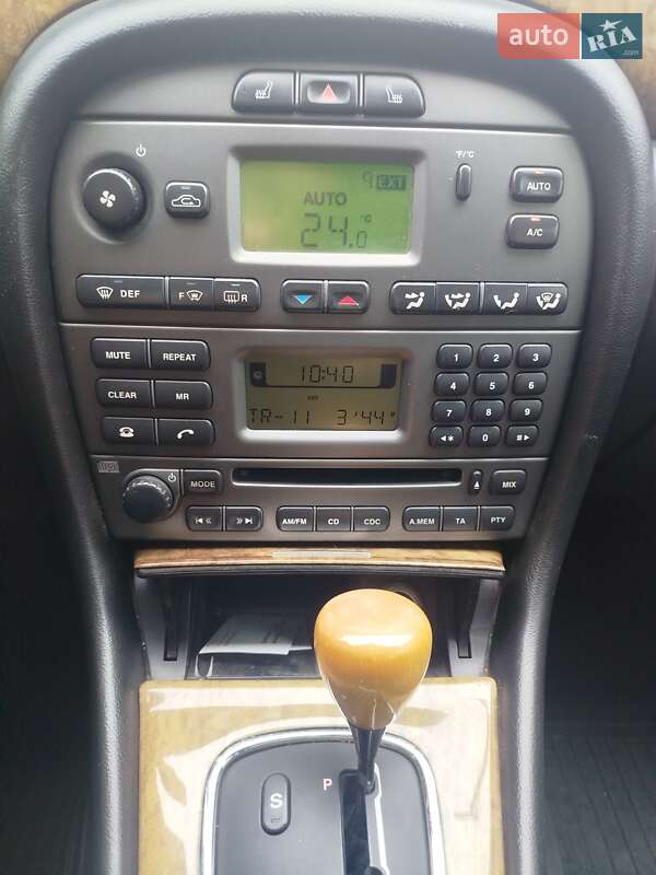 Седан Jaguar X-Type 2006 в Днепре