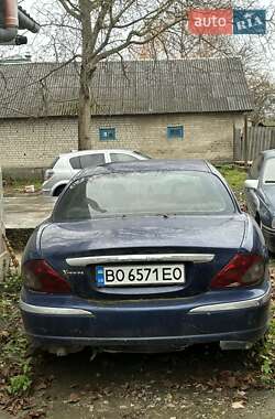 Седан Jaguar X-Type 2003 в Почаєві