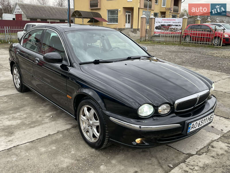 Седан Jaguar X-Type 2001 в Солотвине