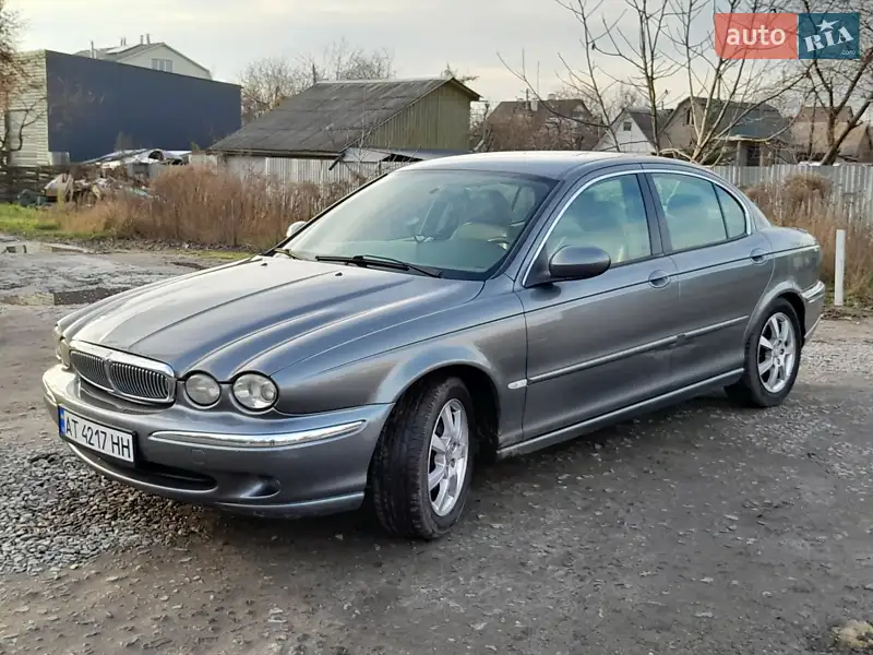 Jaguar X-Type