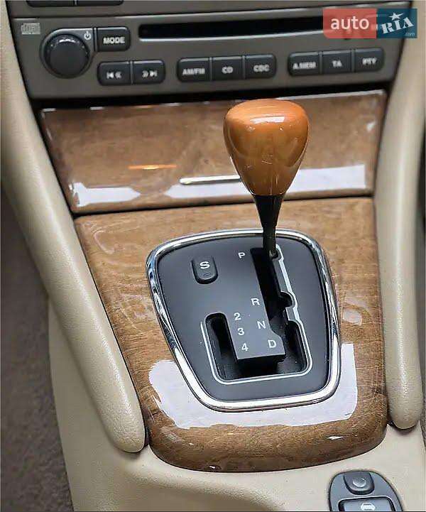 Седан Jaguar X-Type 2006 в Смеле