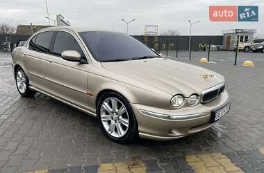 Седан Jaguar X-Type 2001 в Миколаєві