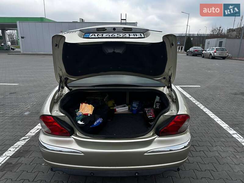 Седан Jaguar X-Type 2006 в Житомире
