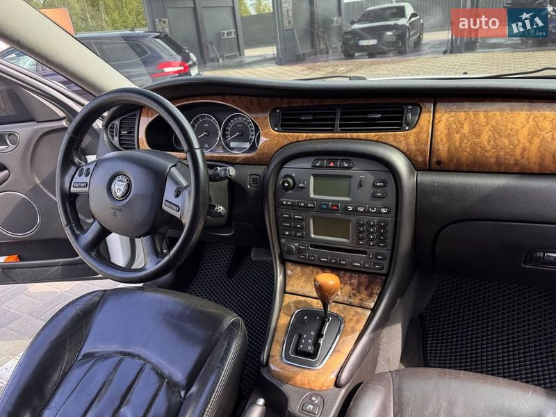 Седан Jaguar X-Type 2007 в Киеве