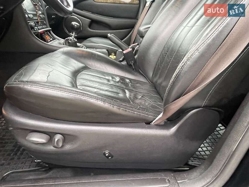 Седан Jaguar X-Type 2001 в Тячеве