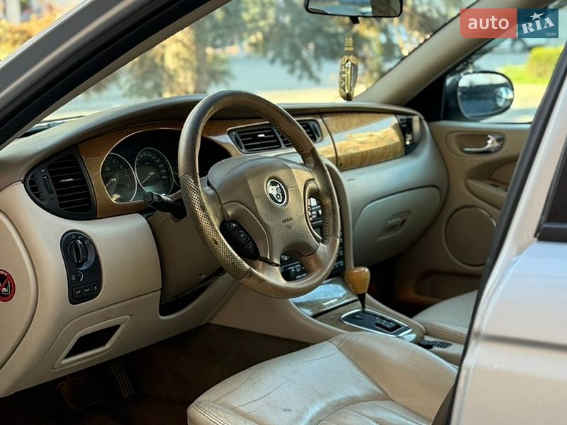 Седан Jaguar X-Type 2003 в Запорожье