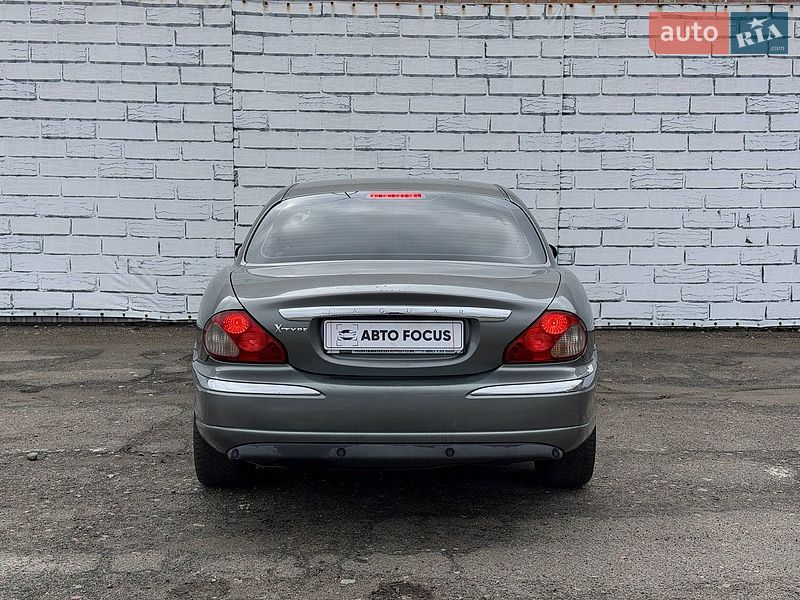 Седан Jaguar X-Type 2005 в Киеве