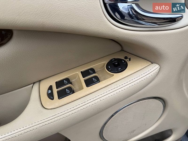 Седан Jaguar X-Type 2005 в Киеве
