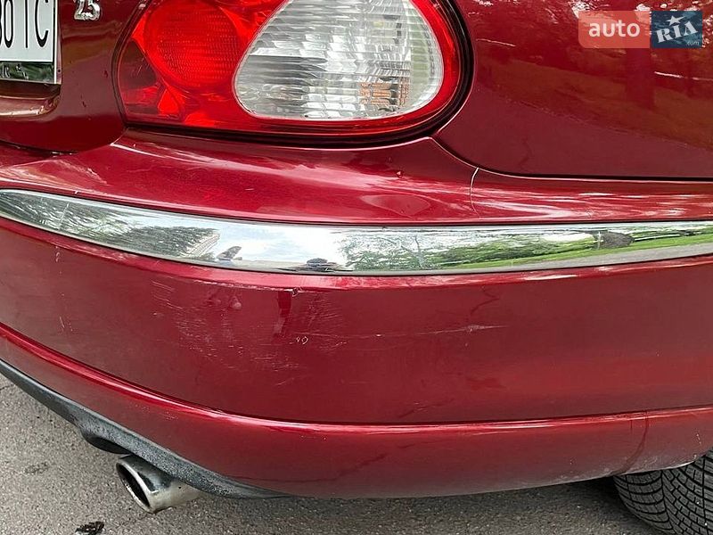 Седан Jaguar X-Type 2001 в Дніпрі