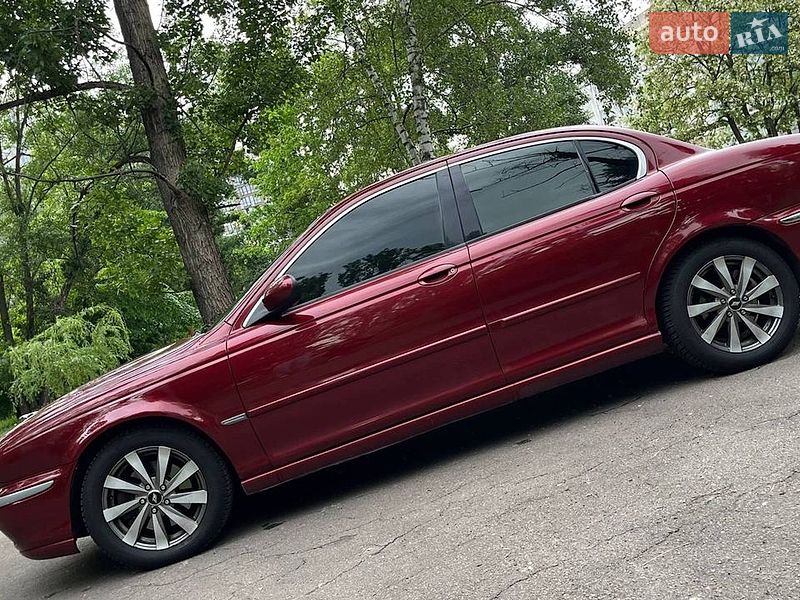 Седан Jaguar X-Type 2001 в Дніпрі