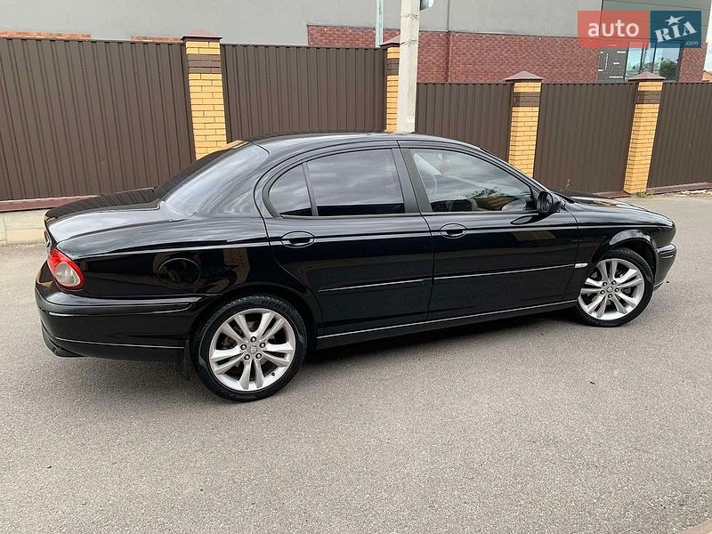 Седан Jaguar X-Type 2007 в Казатине