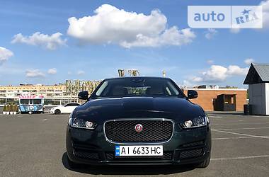 Седан Jaguar XE 2016 в Києві