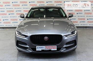 Седан Jaguar XE 2019 в Киеве