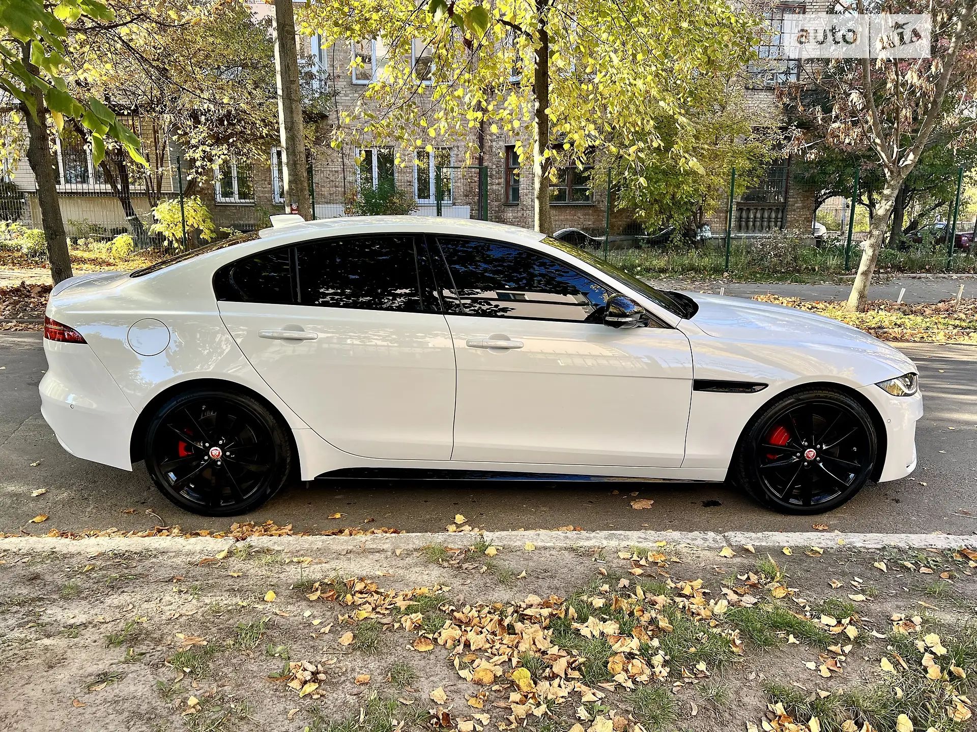 2021 Jaguar XE - мініатюра 8
