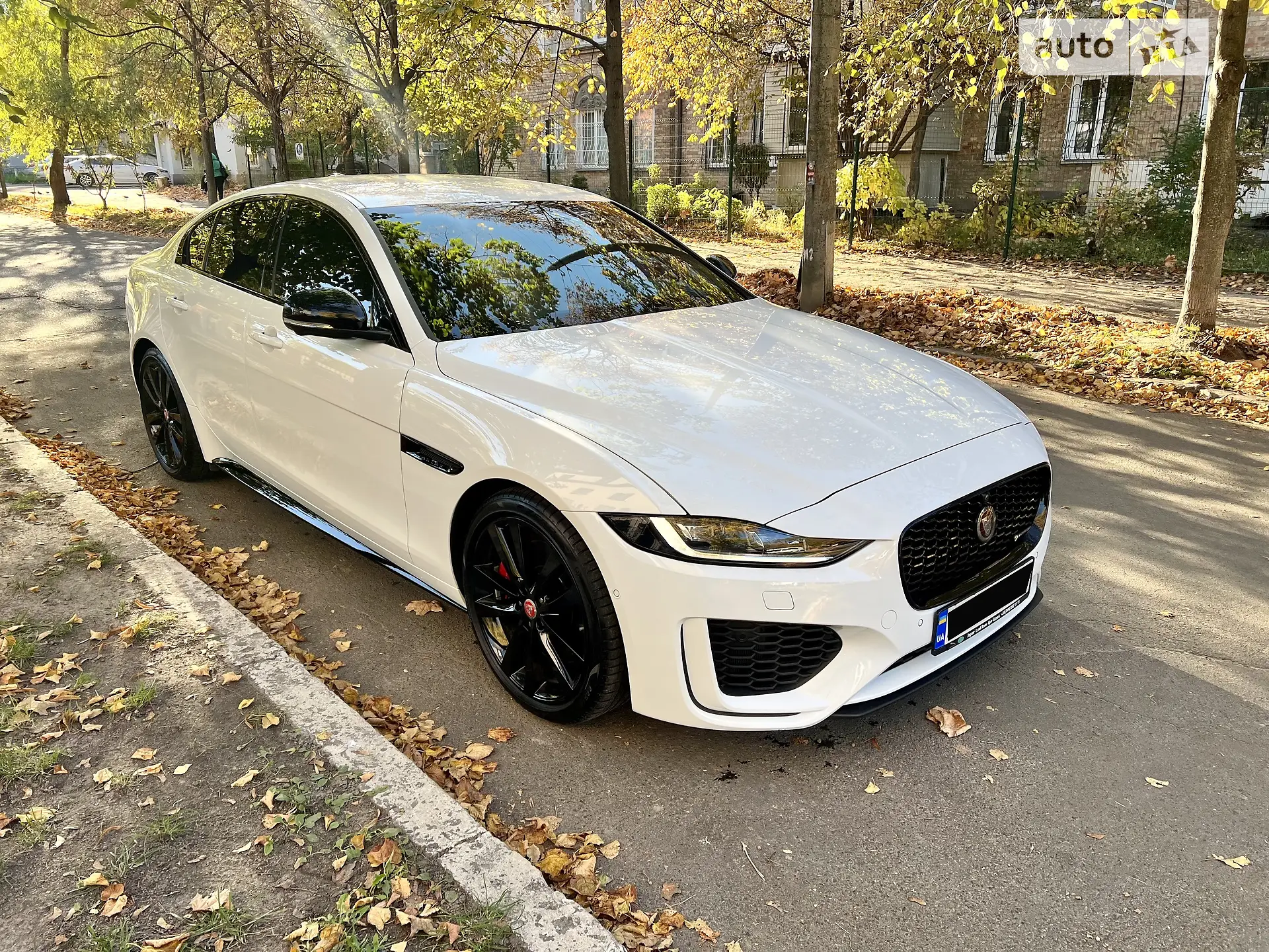 2021 Jaguar XE - мініатюра 9
