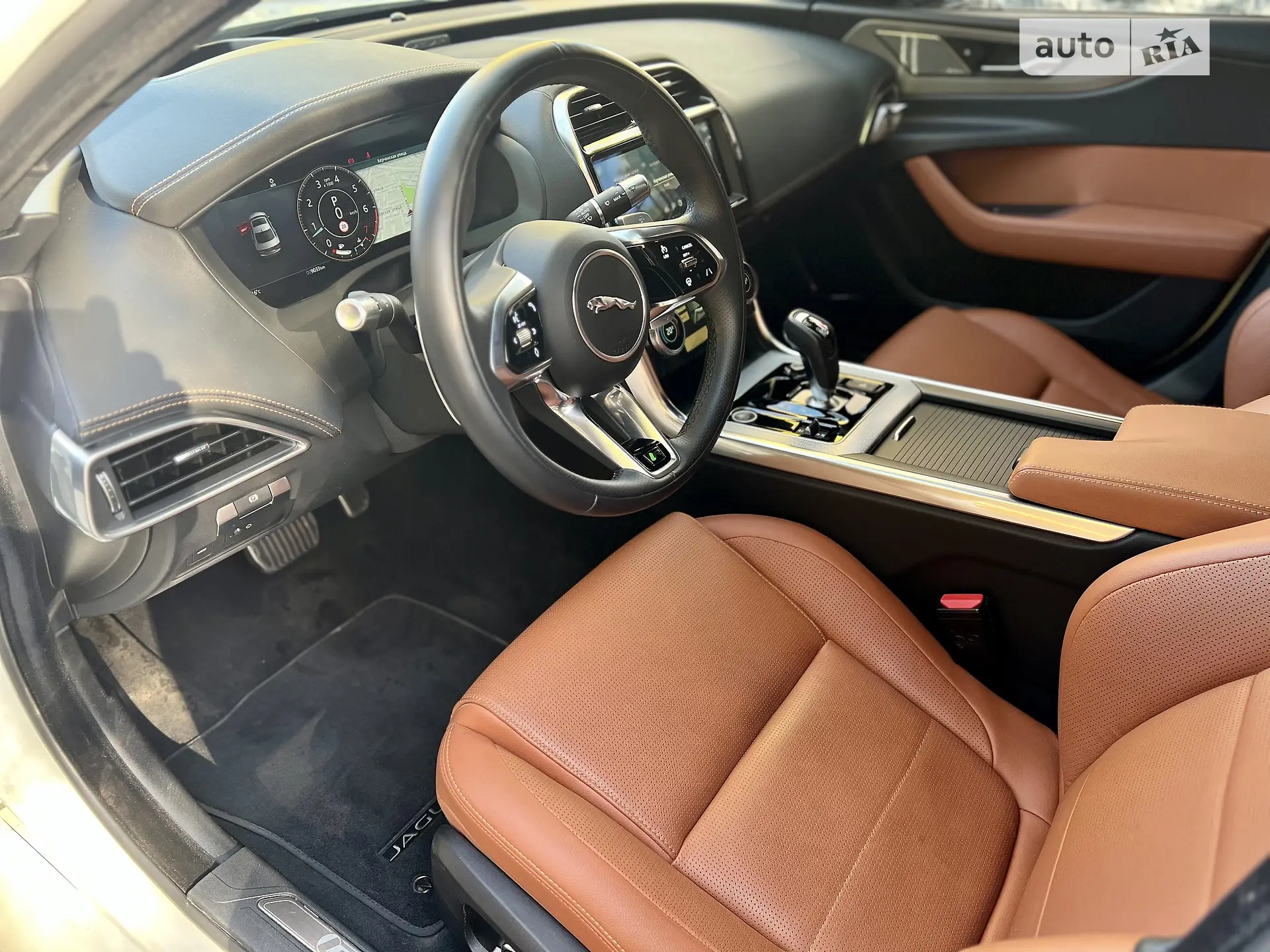 2021 Jaguar XE - мініатюра 13