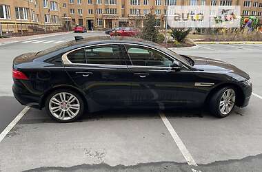 Седан Jaguar XE 2019 в Киеве