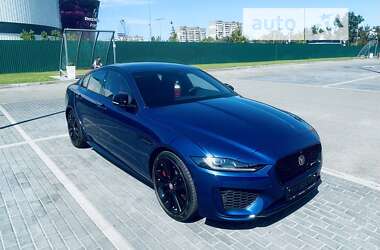 Седан Jaguar XE 2022 в Киеве
