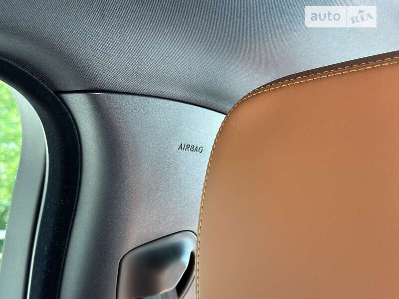 Седан Jaguar XE 2020 в Киеве