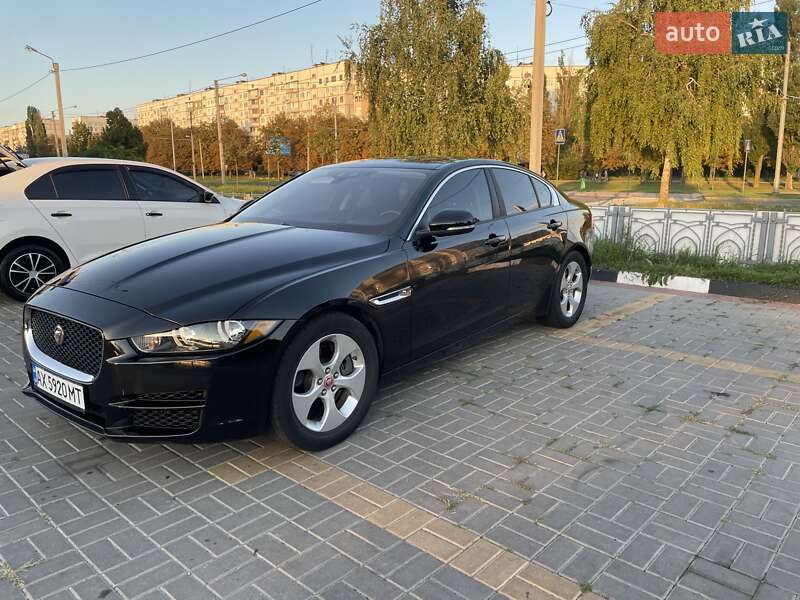 Седан Jaguar XE 2017 в Харькове