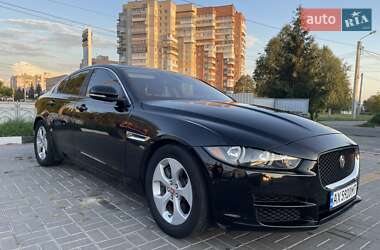Седан Jaguar XE 2017 в Харкові
