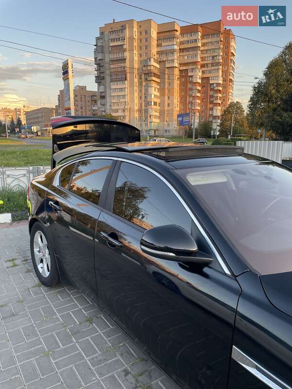 Седан Jaguar XE 2017 в Харькове