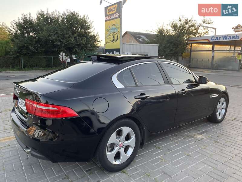 Седан Jaguar XE 2017 в Харькове