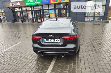 Седан Jaguar XE 2019 в Виннице