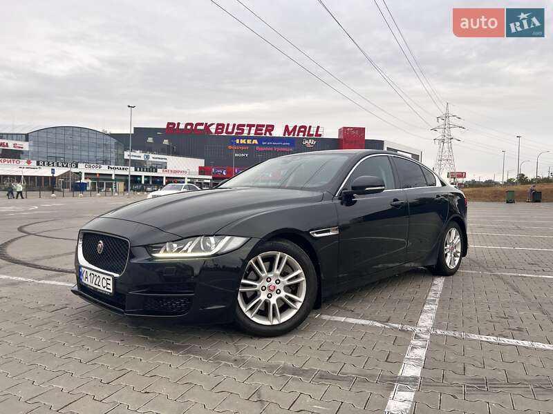 Седан Jaguar XE 2017 в Полтаве