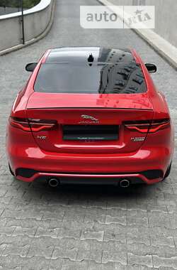 Седан Jaguar XE 2020 в Киеве