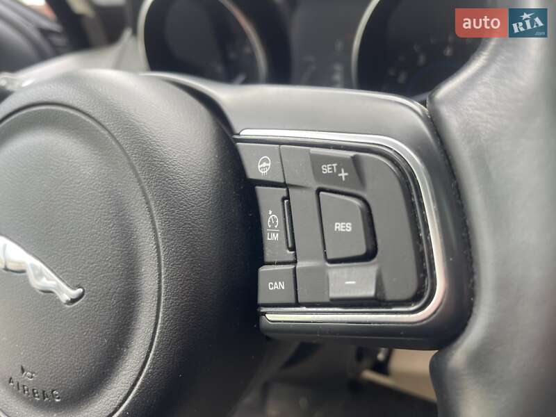 Седан Jaguar XE 2016 в Одессе