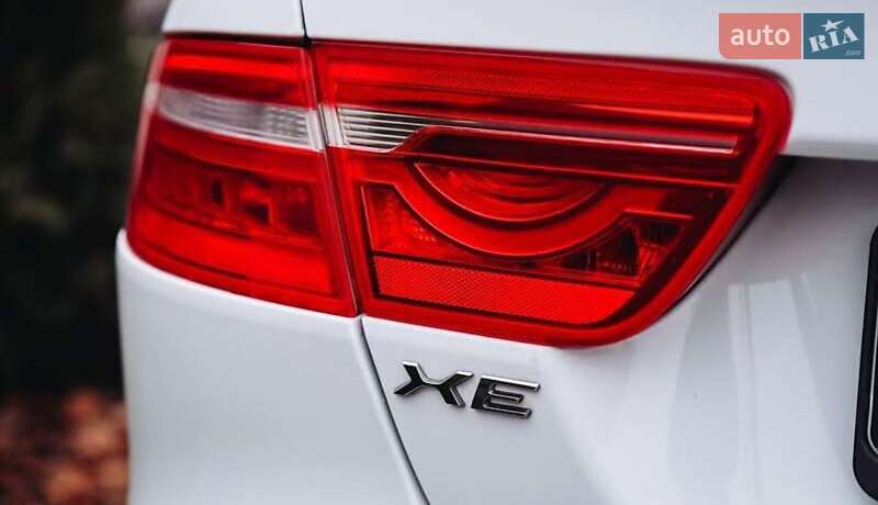 Седан Jaguar XE 2016 в Киеве фото 7 Седан Jaguar XE 2016 в Киеве