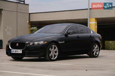 Седан Jaguar XE 2017 в Киеве
