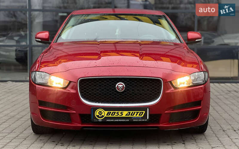 Седан Jaguar XE 2015 в Ивано-Франковске фото 2 Седан Jaguar XE 2015 в Ивано-Франковске