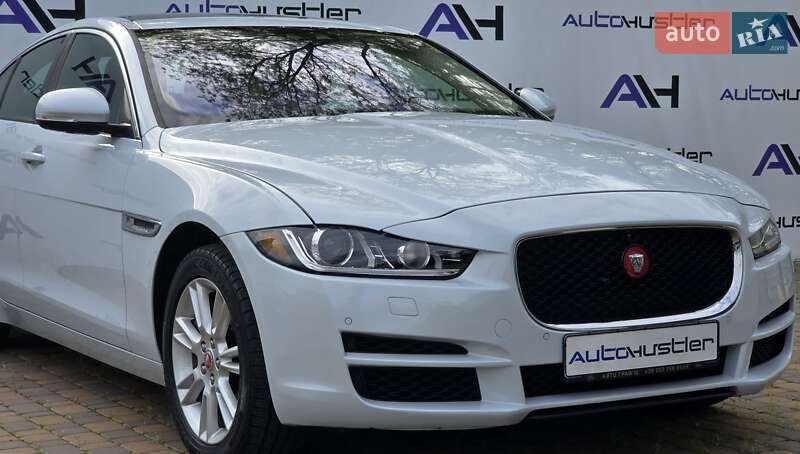 Седан Jaguar XE 2018 в Киеве