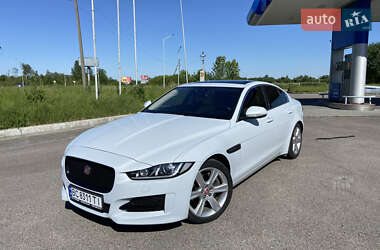 Седан Jaguar XE 2016 в Винниках