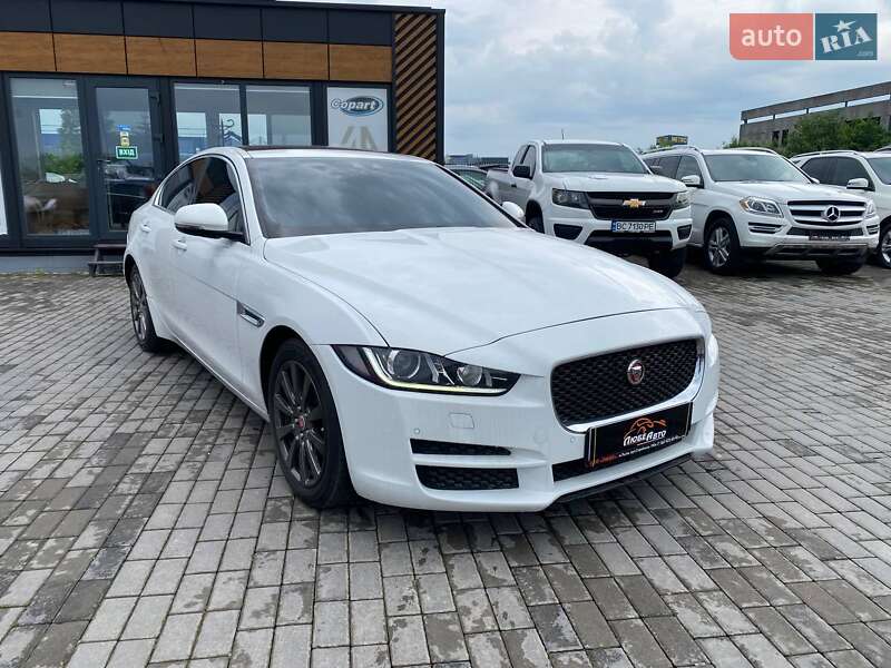 Jaguar XE 2015