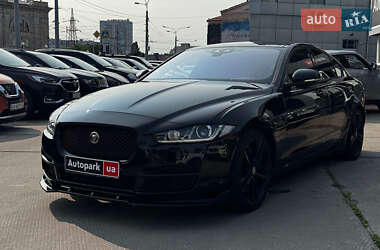Седан Jaguar XE 2016 в Харькове