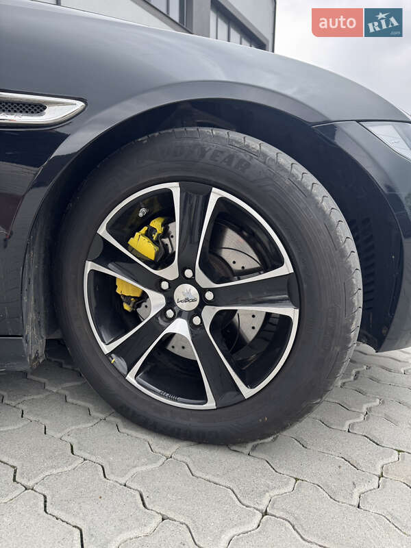 Седан Jaguar XE 2017 в Трускавце фото 11 Седан Jaguar XE 2017 в Трускавце