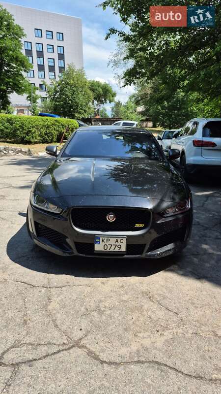 Седан Jaguar XE 2018 в Запорожье