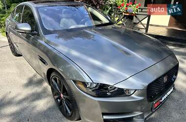 Седан Jaguar XE 2016 в Києві
