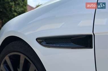 Седан Jaguar XE 2024 в 