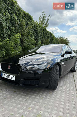 Седан Jaguar XE 2017 в Києві
