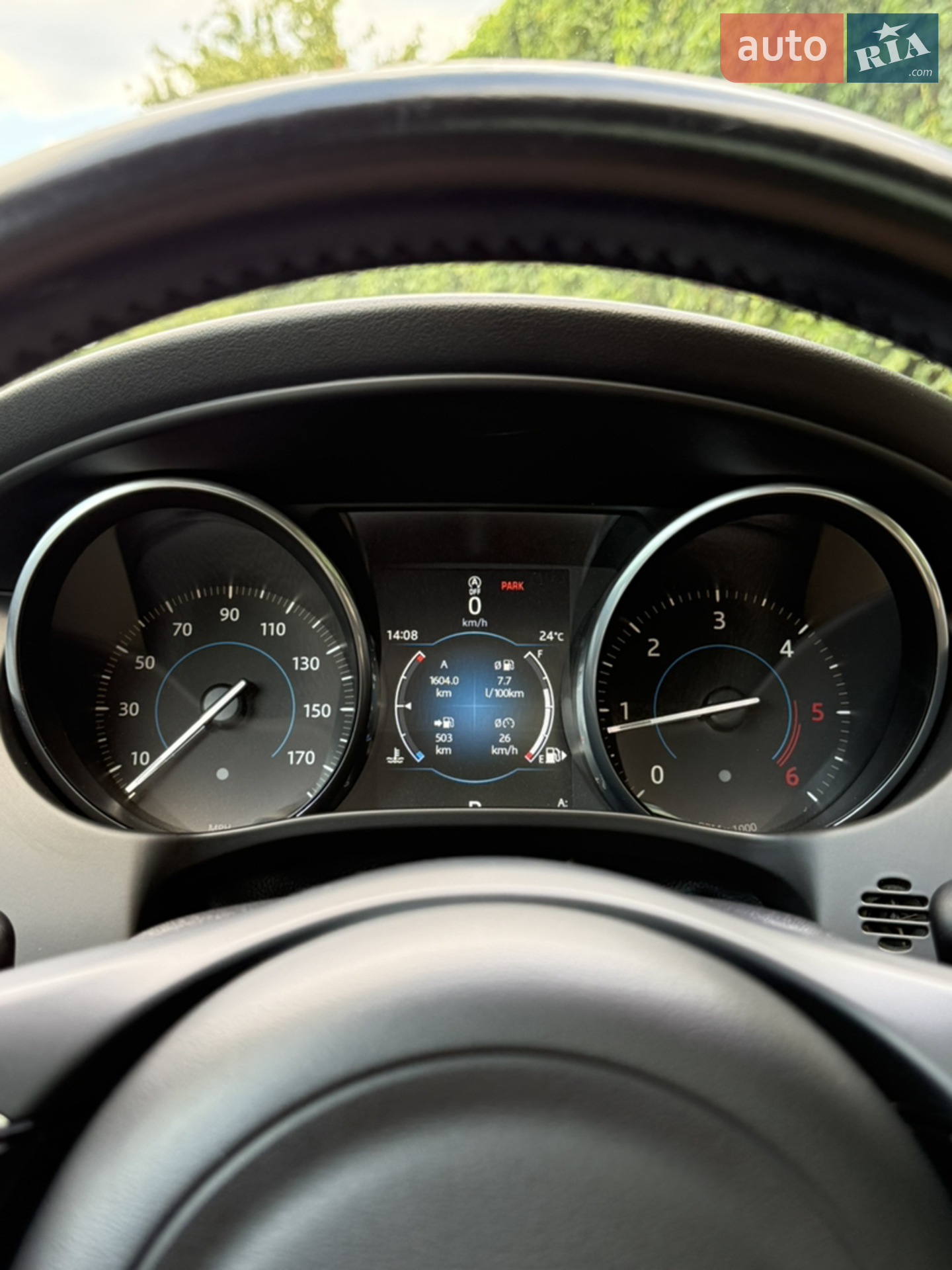 2017 Jaguar XE - мініатюра 28