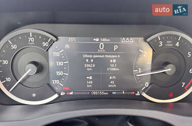 Седан Jaguar XE 2020 в 