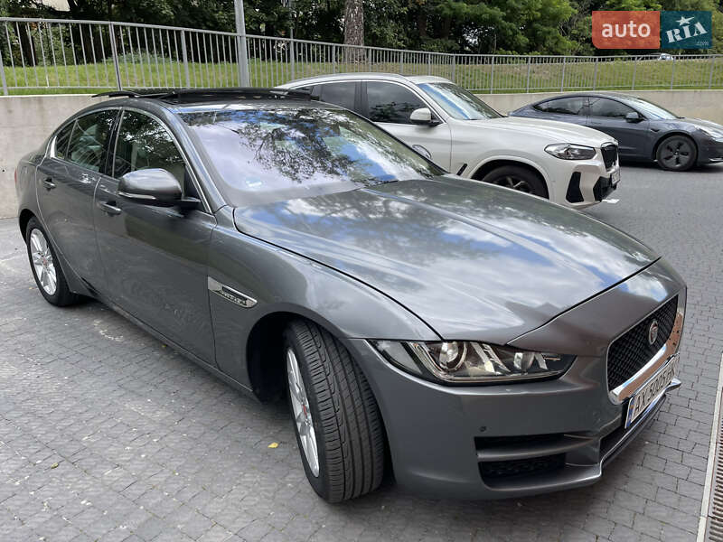 Седан Jaguar XE 2017 в Львове фото 5 Седан Jaguar XE 2017 в Львове